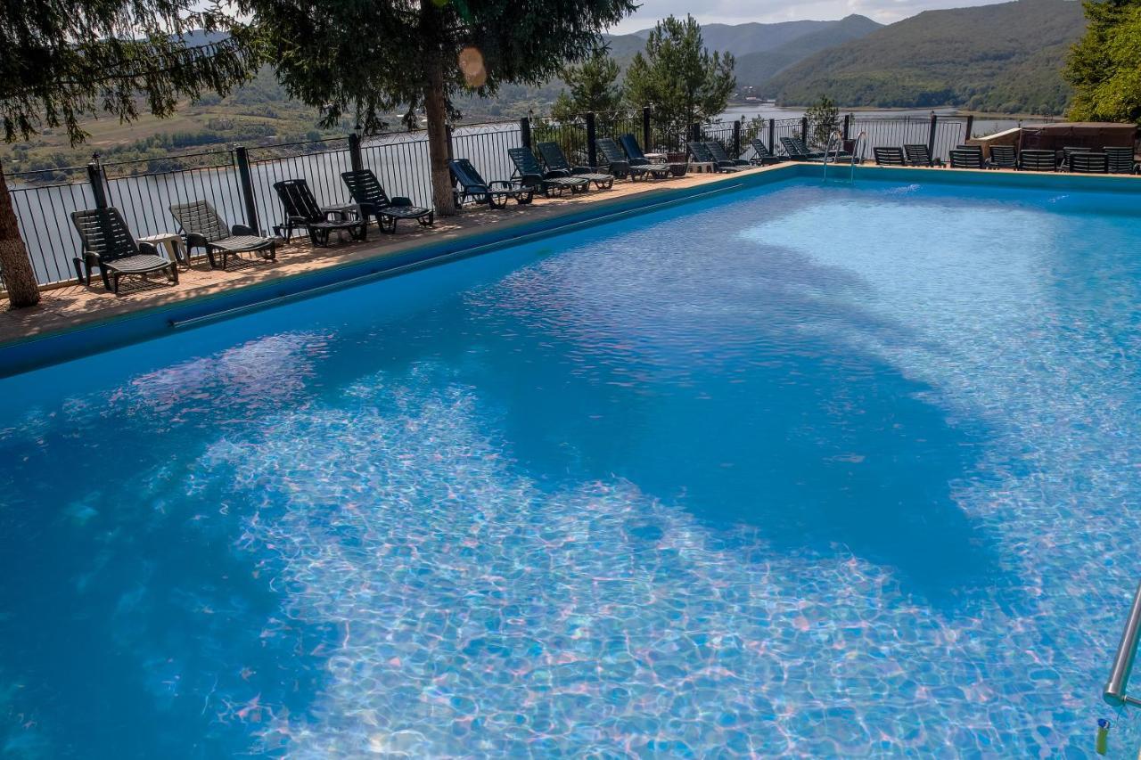 Motel צ'ינצ'יש מראה חיצוני תמונה