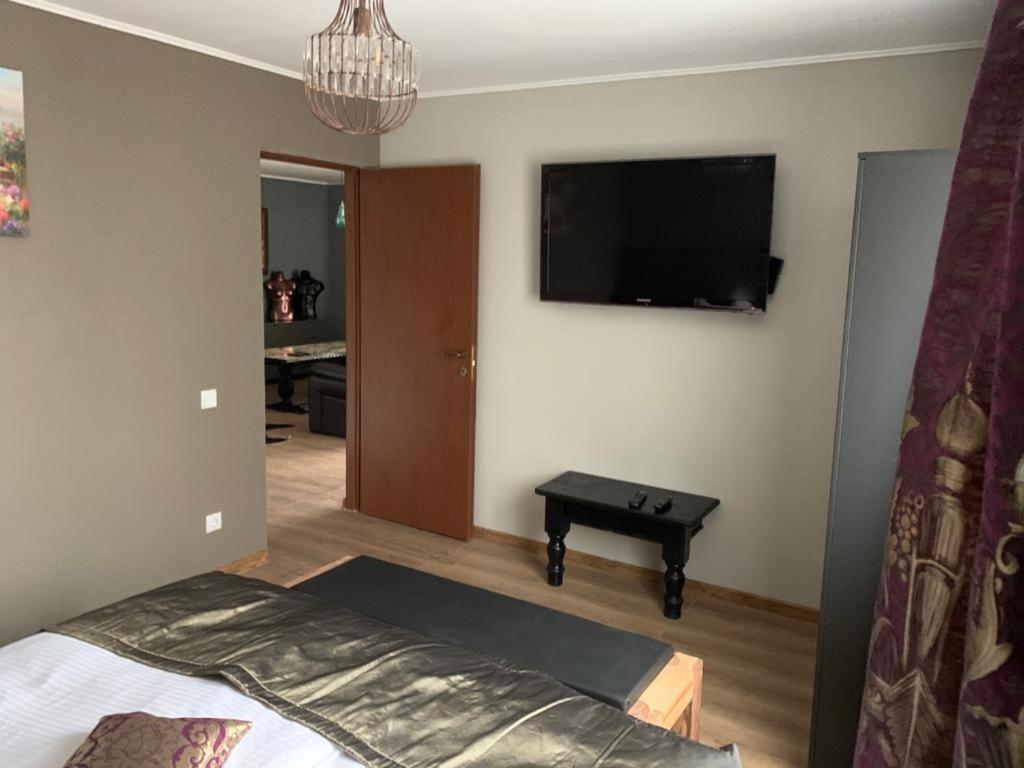 Motel צ'ינצ'יש מראה חיצוני תמונה
