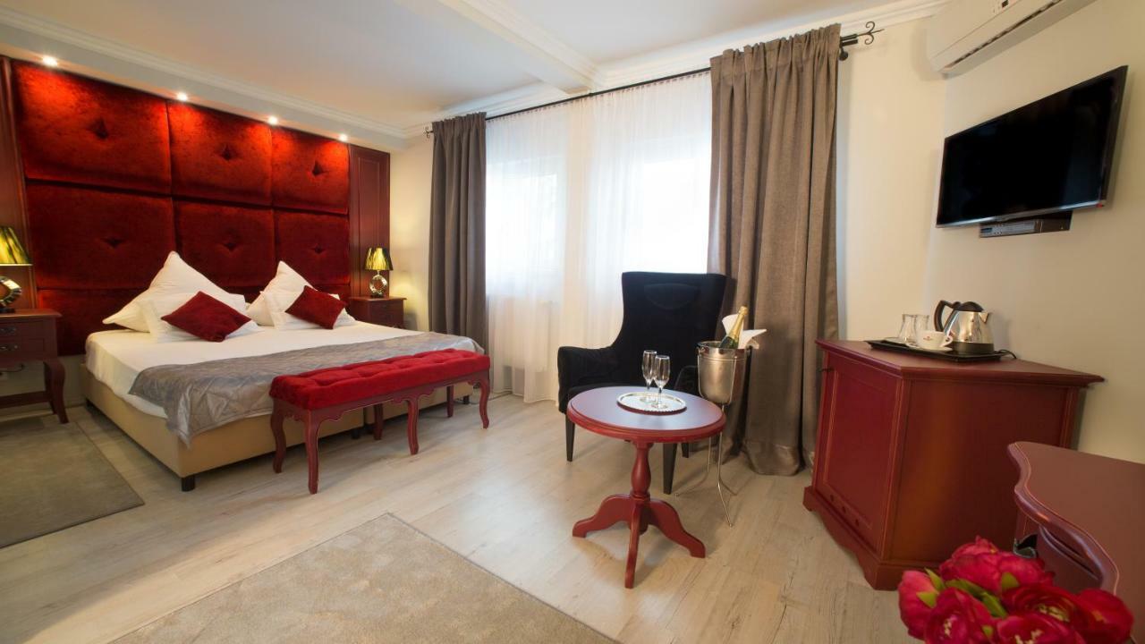Motel צ'ינצ'יש מראה חיצוני תמונה